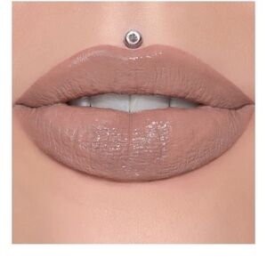 Jeffree Star Supreme Gloss Celebrity Skin Color.
